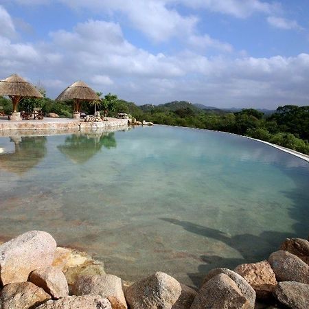 Amalinda Lodge Matopos Екстер'єр фото